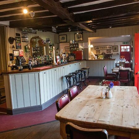 The Merry Harriers Bed & Breakfast Godalming Exterior photo